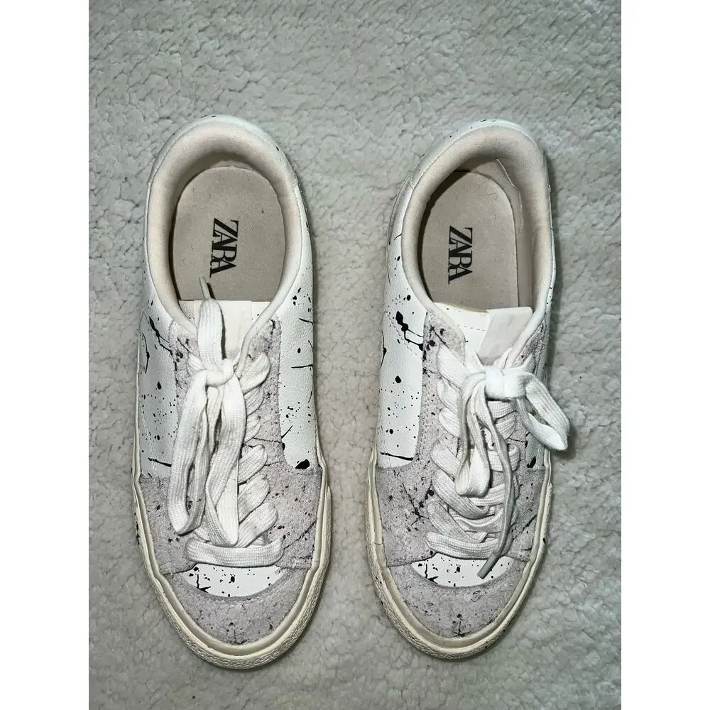 Zara Men's White and Black Leather Painted Sneakers - size 8 - I5